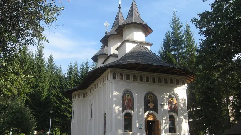 Mănăstirea Durău - Comuna Grinţieş