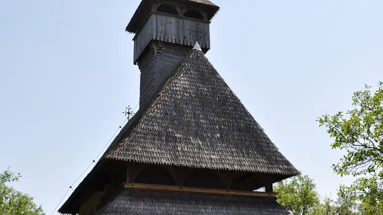 Biserica de lemn veche din Bârsana - Comuna Bârsana