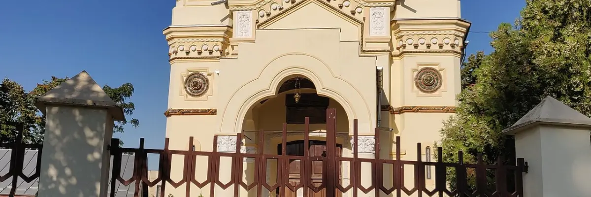 Biserica Sfinții Apostoli Petru și Pavel