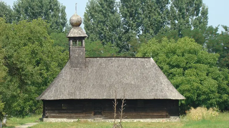 Biserica de lemn din Bătești - Făget