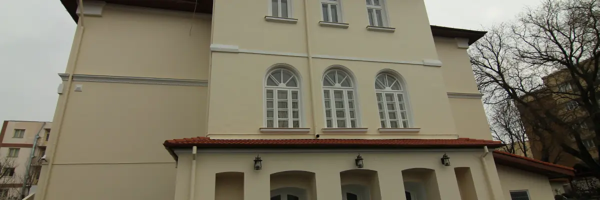 Centrul de Recreere și Dezvoltare Personală "Conacul Golescu Grant"