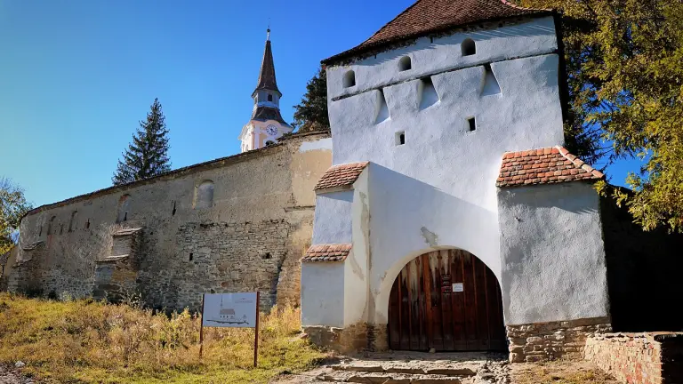 Biserica Luterană - Cloașterf
