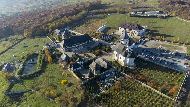 Mănăstirea Hadâmbu - Comuna Mironeasa