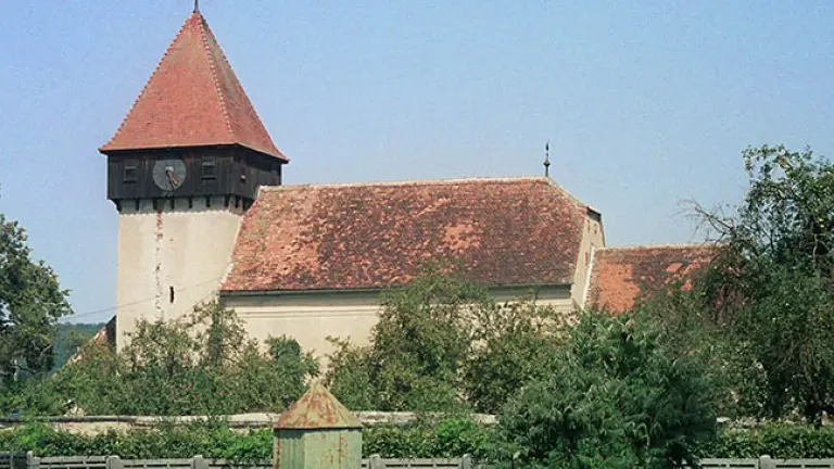 Biserica fortificată din Bradu - Bradu