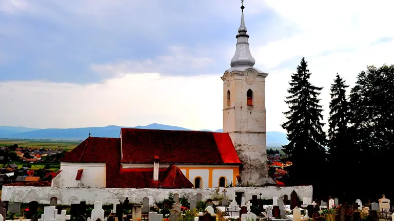 Biserica romano-catolică din Lăzarea - Lăzarea